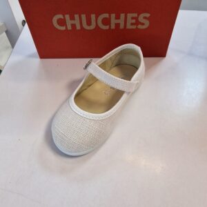 Mercedita lino blanca marca Chuches