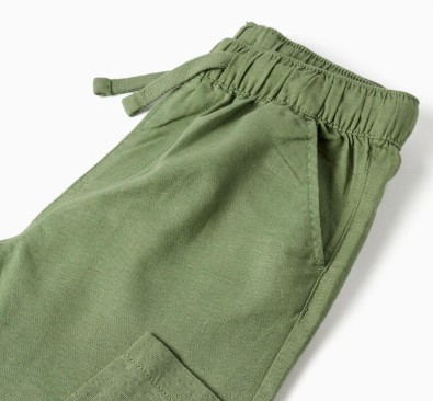 Pantalón niño lino verde cintura elástica cordón ajustable bolsillos laterales bolsillo trasero ojal Zippy