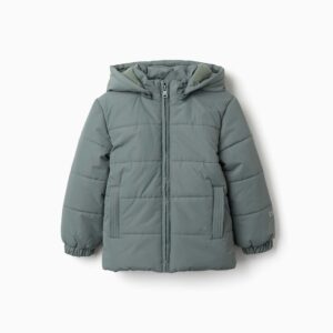 Plumas niño verde oscuro acolchado forro polar capucha desmontable cremallera frontal bolsillos laterales puños elásticos etiqueta interior poliéster reciclado