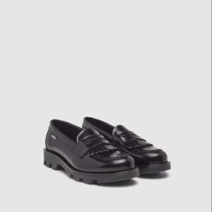 Mocasin colegial nina Pablosky charol azul marino flecos suela track