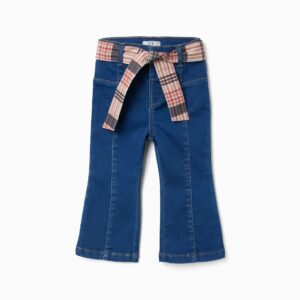 Vaqueros niña campana flare azul denim cinturón tela cuadros tartán beige rosa marrón azul cintura ajustable elástico botones internos bolsillos delanteros bolsillos parche traseros marca Zippy