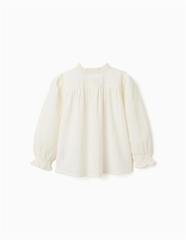 Blusa niña blanco roto cuello alto volantes canesú encaje bordado botones madera puños elásticos volantes