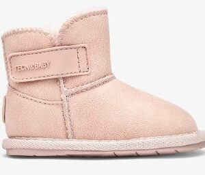 Botas australianas bebé TECNOBABY by Conguitos rosa empolvado rosa claro acabado suave ante nobuk sintético cierre velcro lateral logo TECNOBABY relieve interior forro pelo sintético crema blanco roto suela flexible goma rosa empolvado dibujo antideslizante costuras decorativas