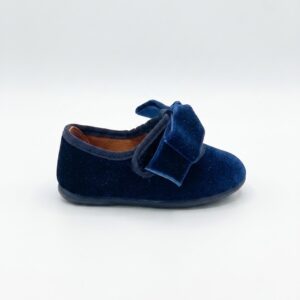 Merceditas niña Chuches terciopelo azul marino lazo extraíble velcro cierre empeine interior cuero ecológico suela fina flexible antideslizante