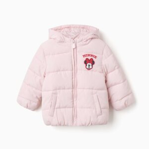 Chaqueta niña acolchada Minnie Mouse rosa claro capucha acolchado suave forro cremallera frontal bolsillos laterales puños dobladillo elásticos etiqueta interior nombre poliéster reciclado insignia pecho estampado espalda 20