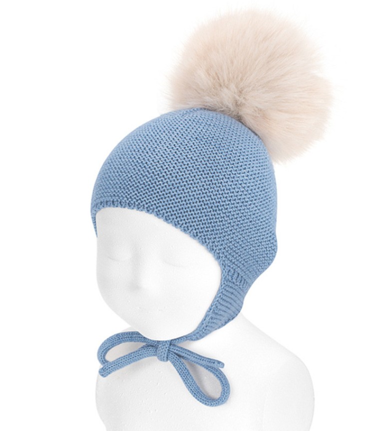 Gorro mezcla merino con orejeras y borla de pelo AZUL AIRE